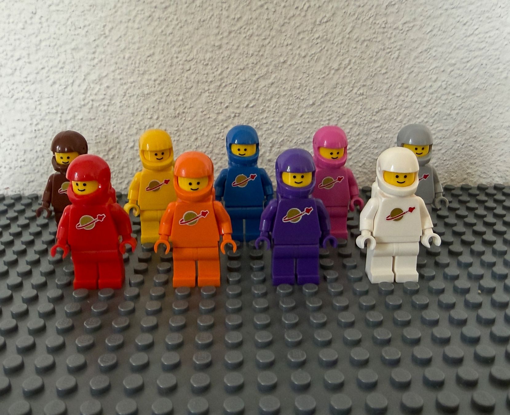 Lego Statuette: *LEGO KOMP* Minifigur Classic Spaceman Set – Nuovo (secondo la descrizione) da Aarau venduto da Ahoffa