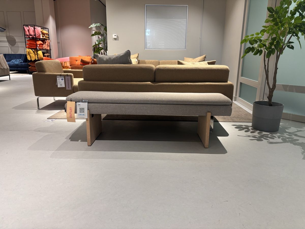 Bancs: Umi Bank  – Neuf (Voir description) à Basel par bas_9hb7 1
