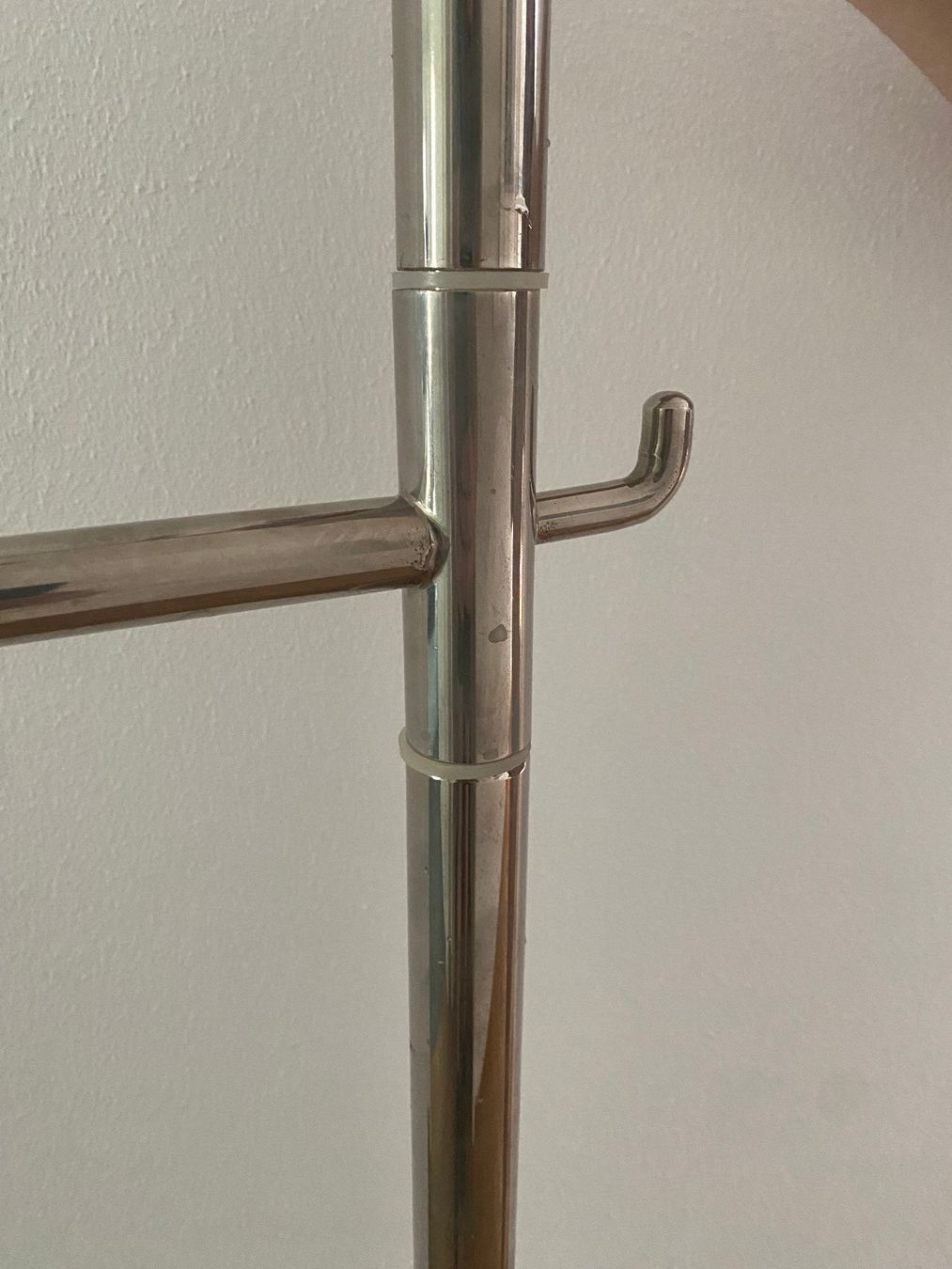 Garderobe: Garderobe Chrom von Mobitare Designklassiker – Gebraucht aus Bachenbülach von  4