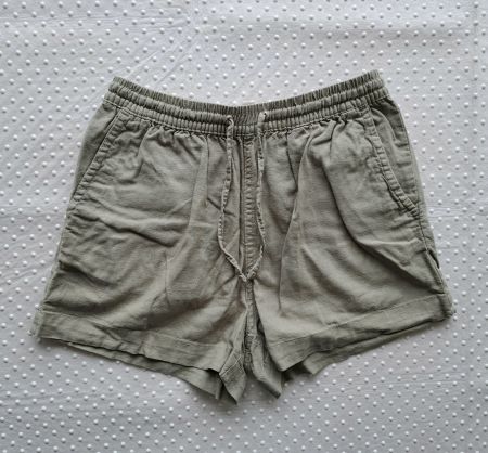 Olive grüne Leinen-Shorts, Grösse XS H&M