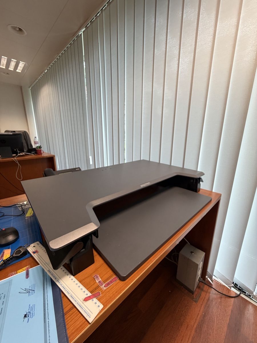 Bureaux: Ergotron Sitz-Steh-Schreibtisch WorkFit-TL – D'occasion à Bern par imamfanani 3