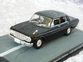 Toyota Crown James Bond  1:43