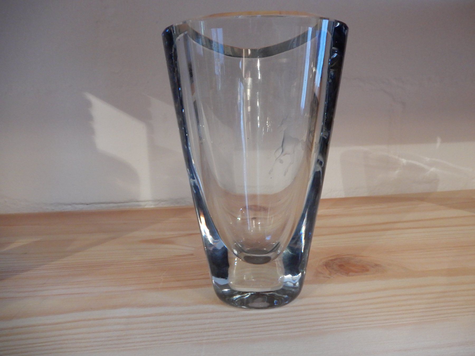 Vase & Récipients: Glasvase mit Pferdemotiv, Höhe ca. 16 cm – D'occasion à Erstfeld par Mario_boe0 3