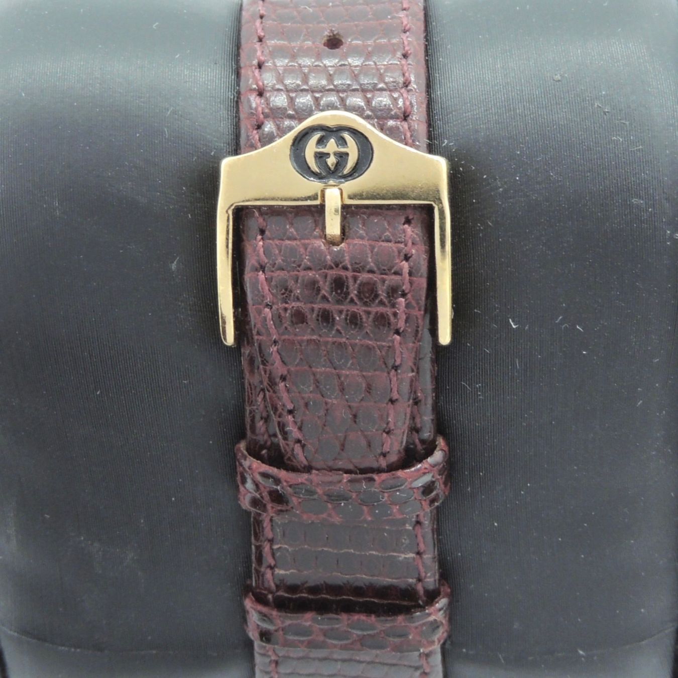 Gucci Uhren: Montre Gucci nacre vintage – Neu (gemäss Beschreibung) aus Lausanne von DuGoutetdesCouleurs 4