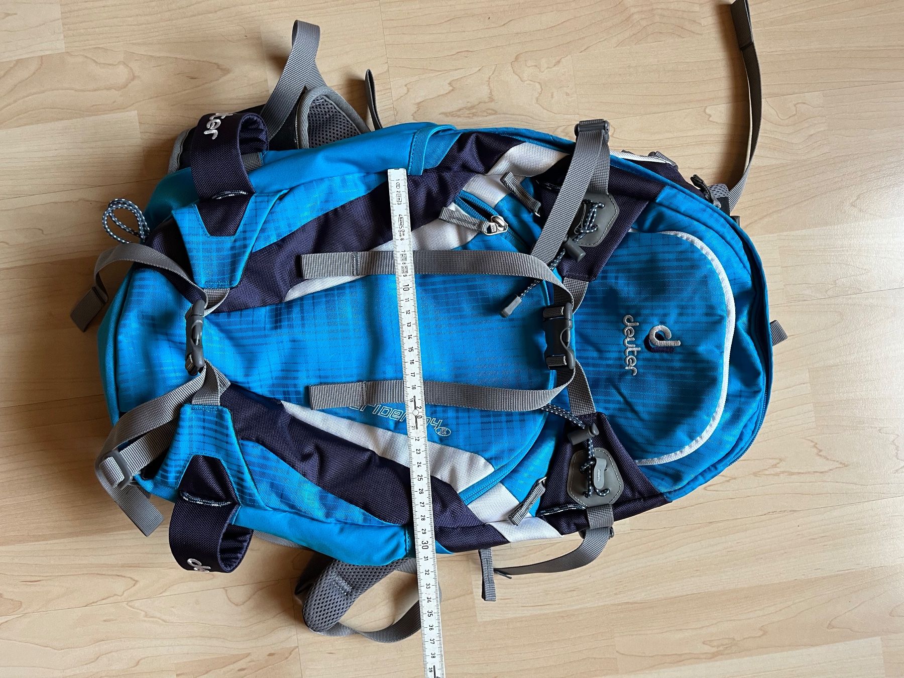 Deuter Zaini: Deuter Freerider 24 sl neuwertig – Nuovo (secondo la descrizione) da Spiringen venduto da brandinder 6