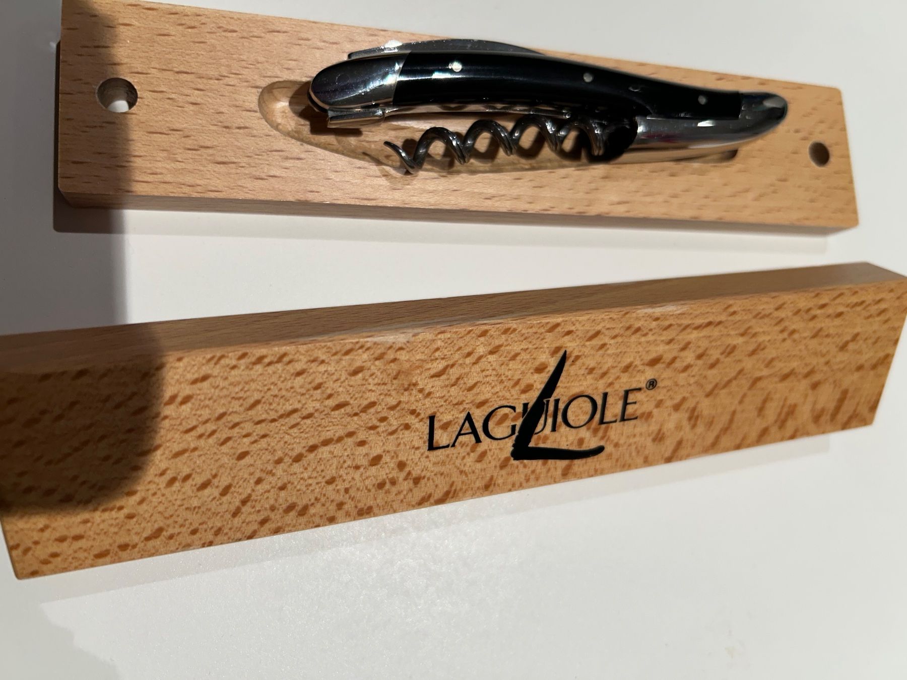Laguiole Flaschenöffner & -verschlüsse: Laguiole – Gebraucht aus Würenlos von Bestseller018 1