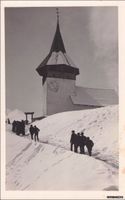 Davos GR // Kirchgang in Glaris ca. 1930 // Winter
