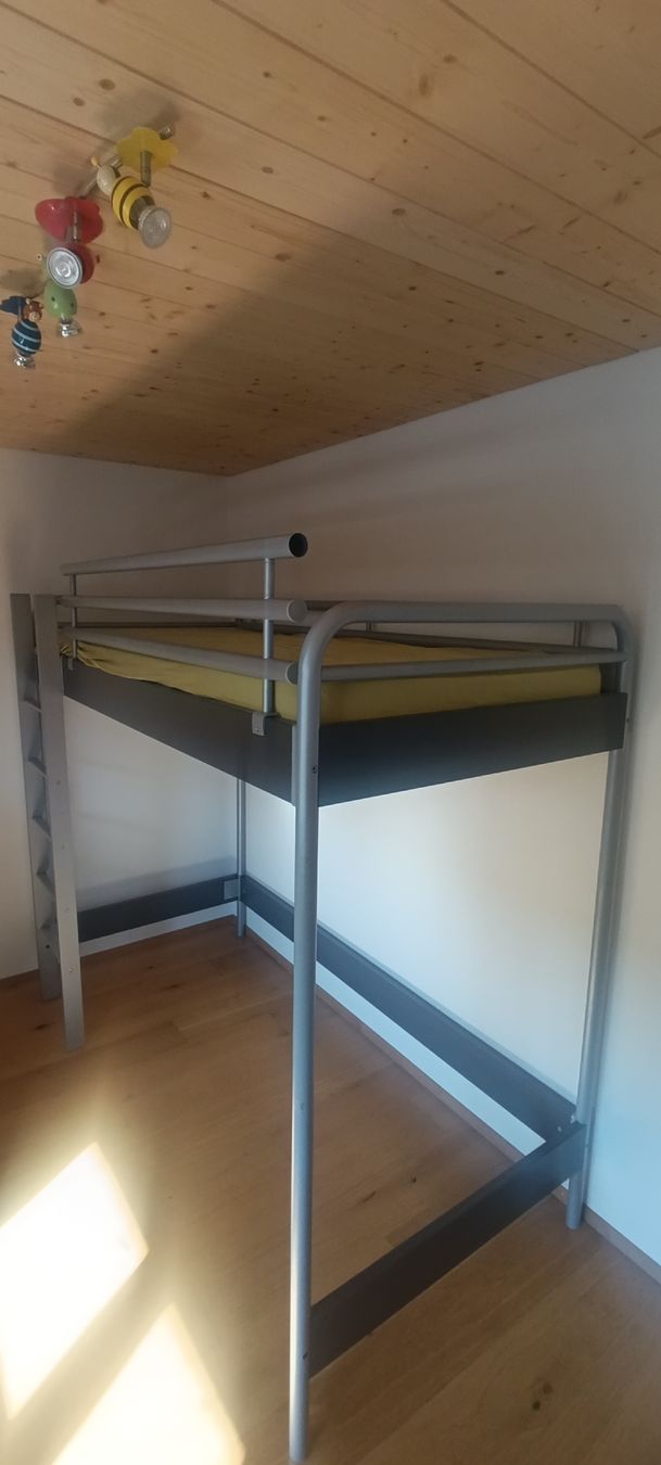 Letti: Hochbett – Usato da Unterlangenegg venduto da can_rf8g 1
