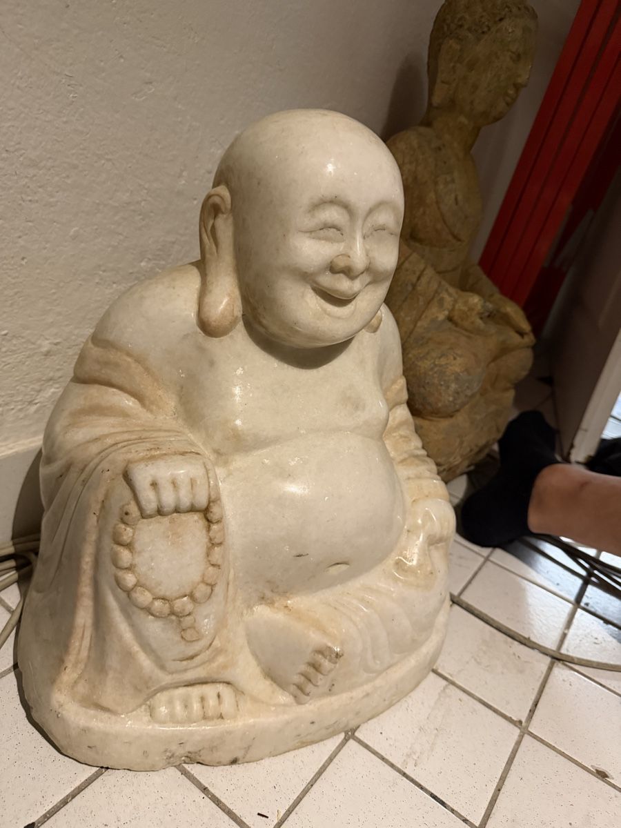 Sculture & Statue: Glücks Buddha 18Jh. weisser Marmor – Usato da Wettingen venduto da NickInc 2