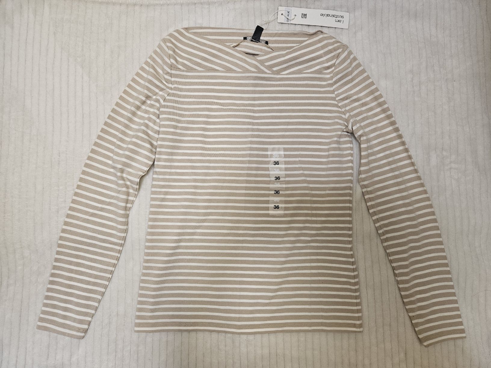 Esprit T-shirt: [NEU] Esprit Langarm-T-Shirt – Nuovo e nell'imballaggio originale da Dietlikon venduto da kon_2d9n