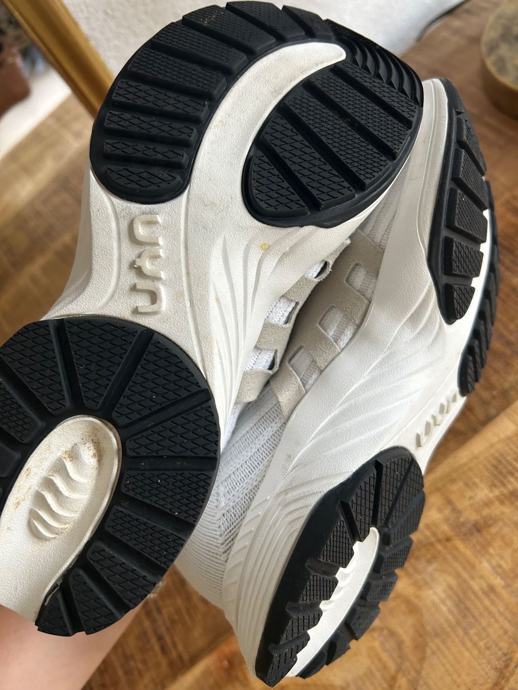 UYN Scarpe da uomo: UYN Washi Sneaker - Gr. 38 – Usato da Illnau venduto da Monkky 5