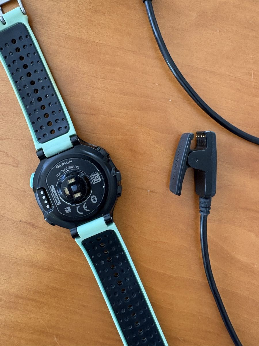 Garmin Smartwatch: Forerunner 235 – Usato da Cham venduto da glrklt 1
