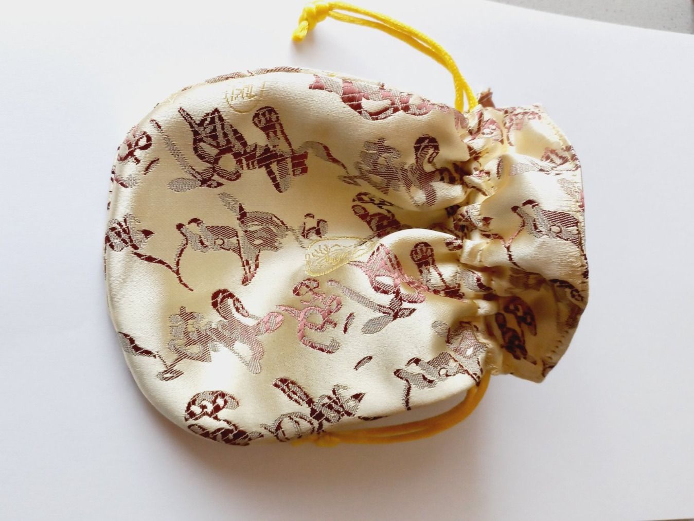 Kosmetikkoffer: China Seiden Schmuck Tasche – Neu und originalverpackt aus Winistorf von acreativ4 3
