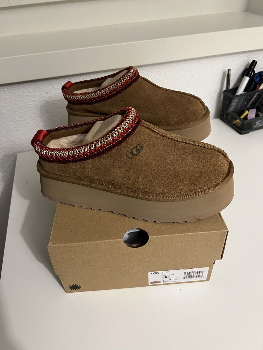 Ugg Damenschuhe: UGG Scuffette II Platform Hausschuhe Gr. 39 Neu – Neu und originalverpackt aus Stans von RemoZimmermann