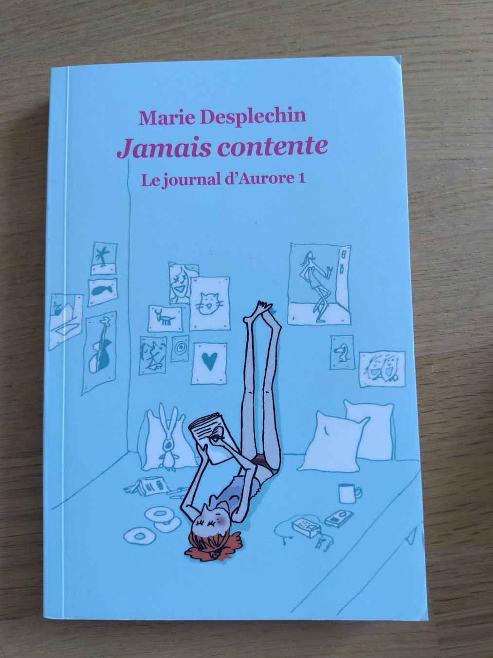 Libri: Jamais contente, le journal d'Aurore 1 – Usato da Denges venduto da lay_xpy7