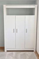 Kinder/Baby Kleiderschrank  3-türig, weiss