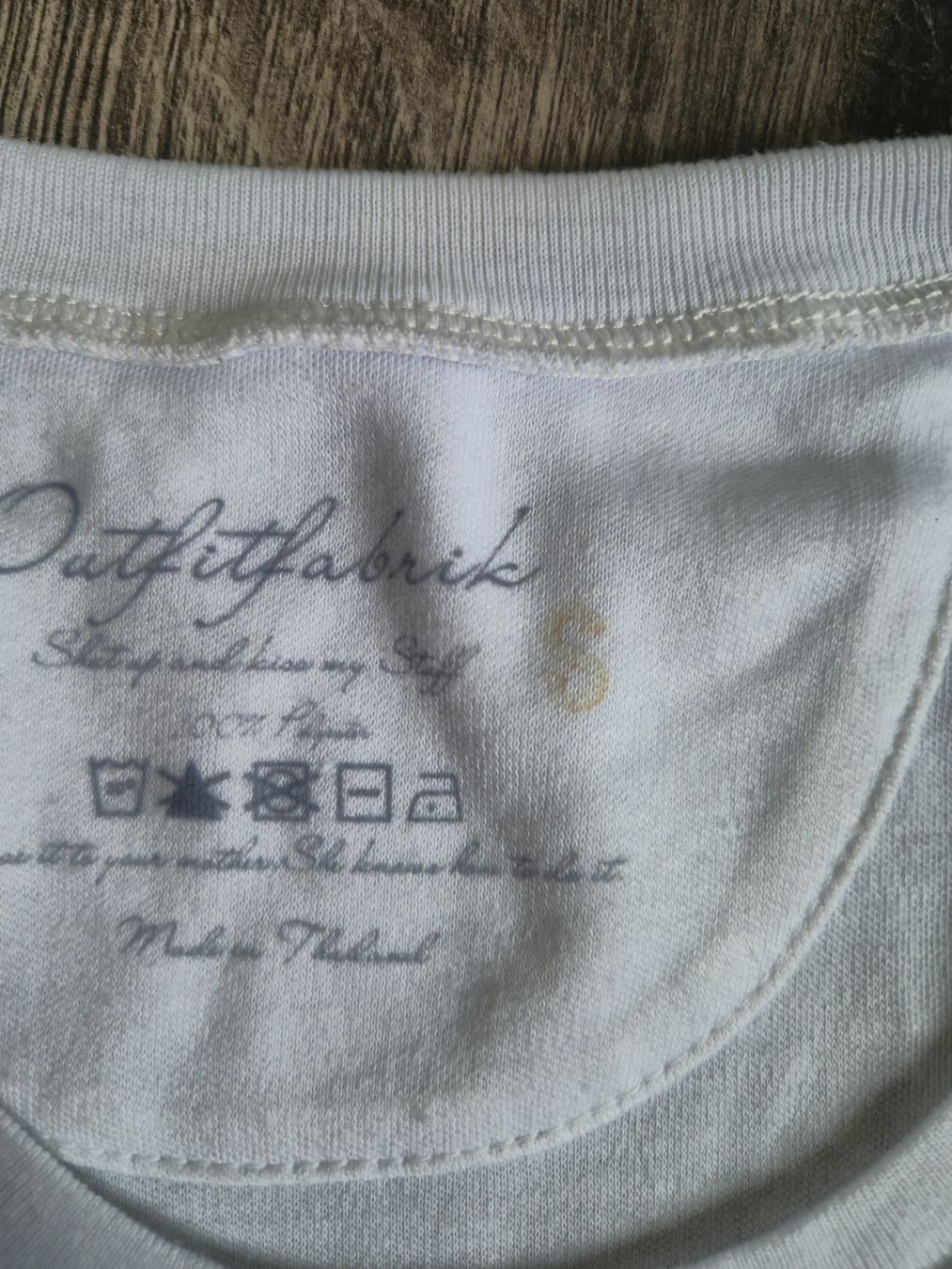 Travi: Tanktop – Usato da Leuggern venduto da MonaM90 1