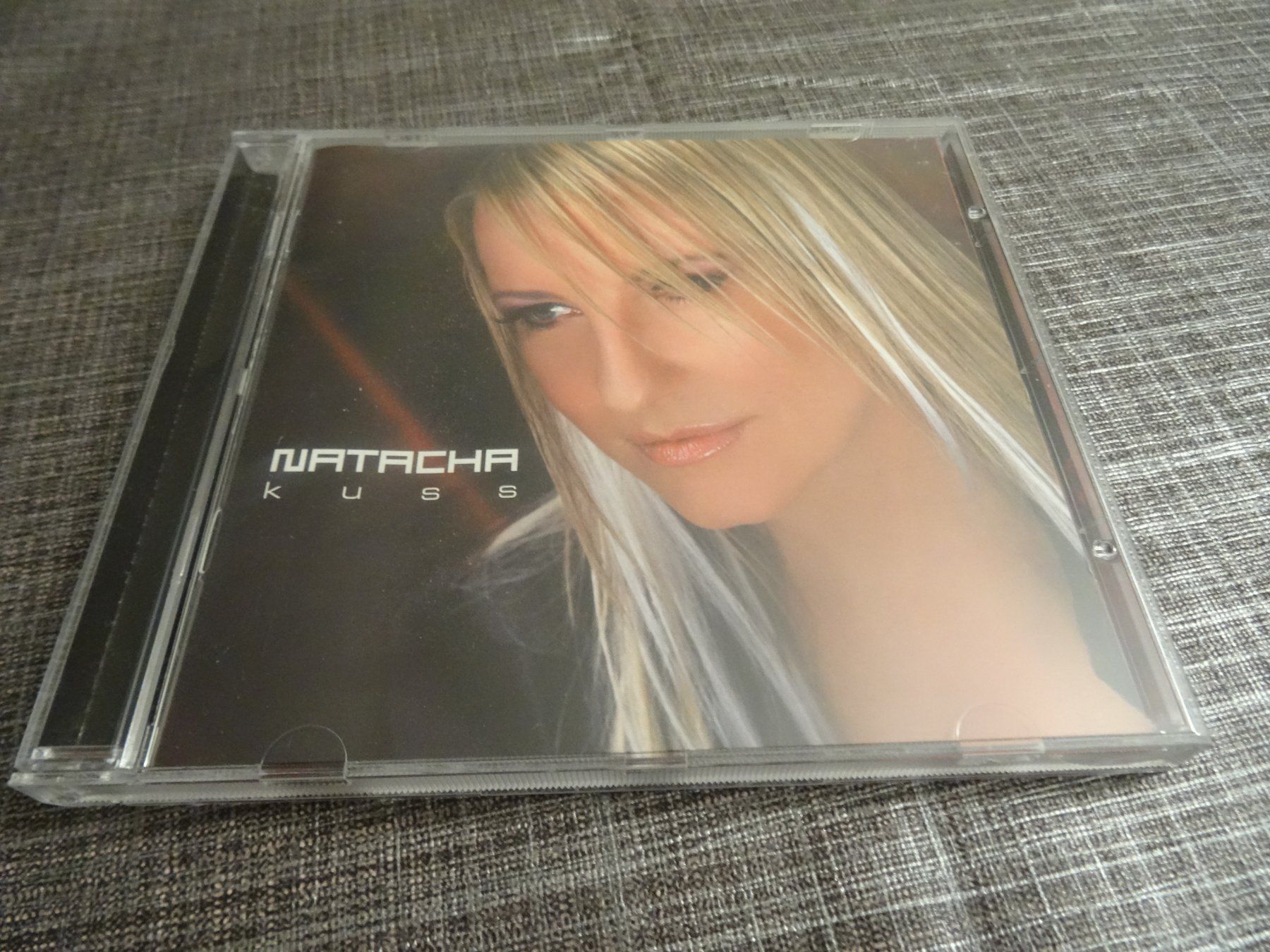 CDs: Natacha - Kuss - CD – Gebraucht aus Olten von Disc-Ausverkauf