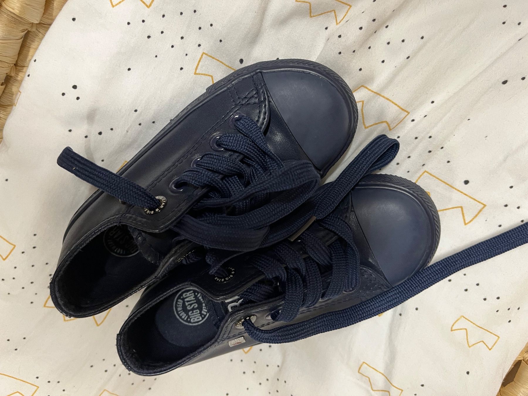 Scarpe per ragazzi: Sneaker Big Star Gr. 28 – Nuovo (secondo la descrizione) da Adelboden venduto da Jestil20 2