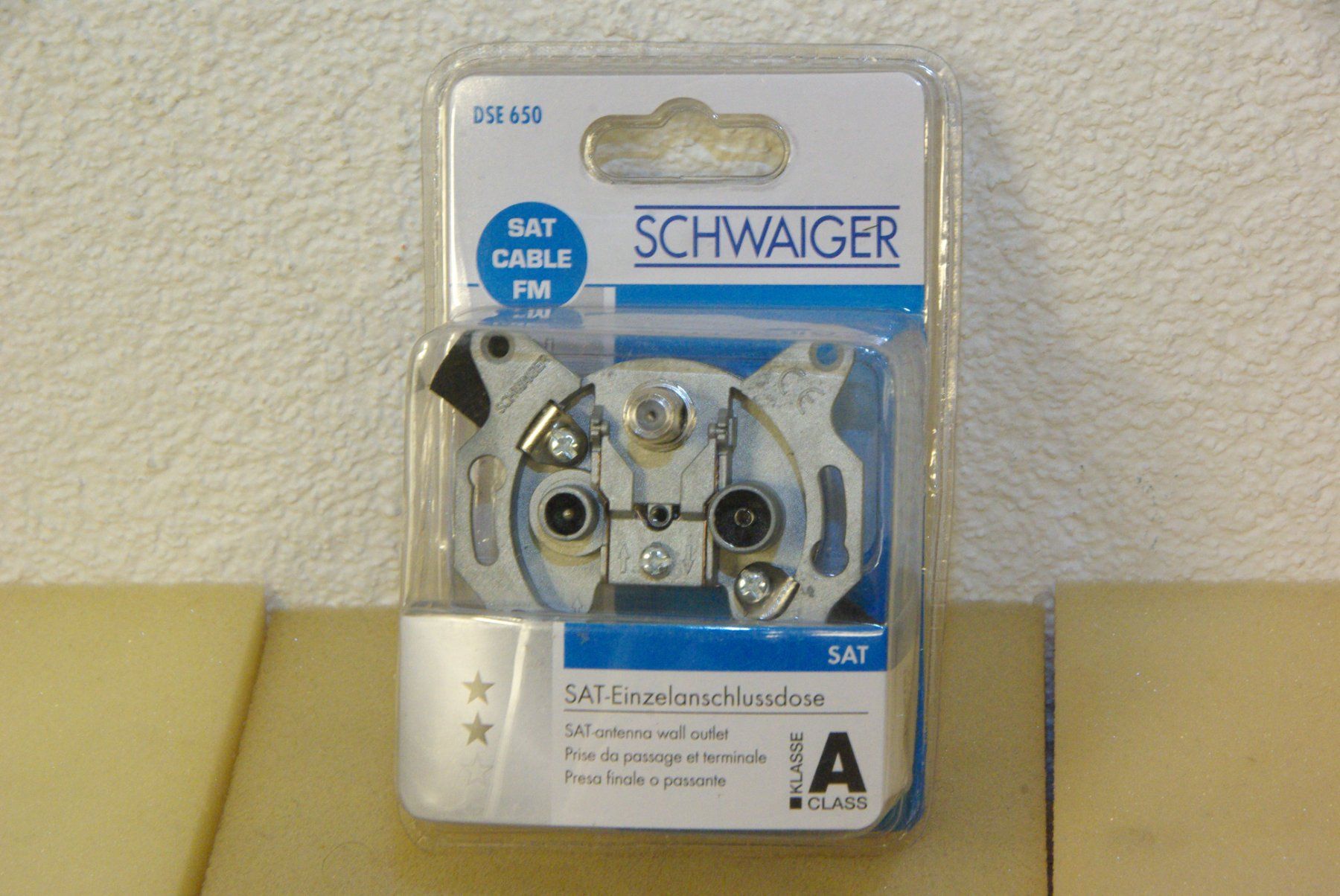 Stecker: SAT - Einzelanschlussdose von Schwaiger – Neu und originalverpackt aus Herisau von Cevianer1844