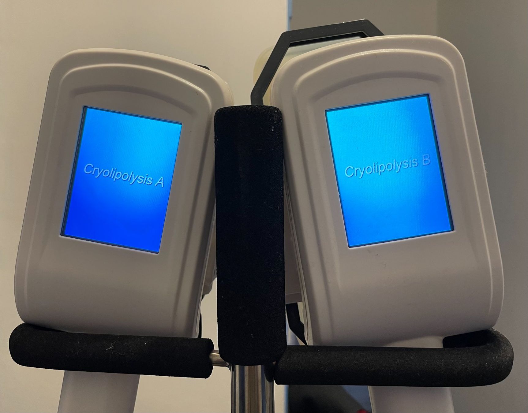 Attrezzature mediche: Machine cryolipolyse professionnelle – Usato da Genève venduto da pil_m8m5 1