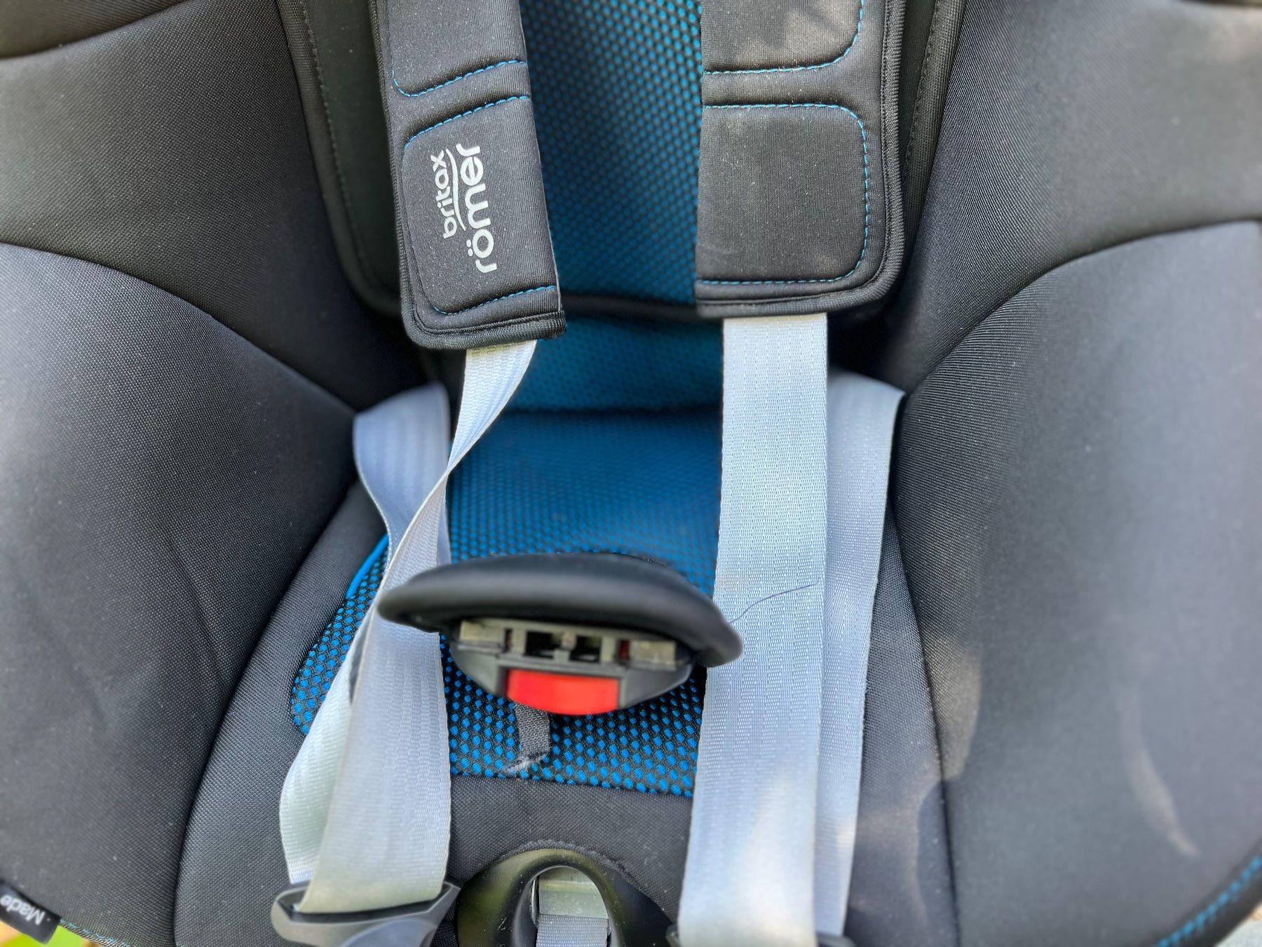 Britax Römer Seggiolini per auto: BRITAX RÖMER DUALFIX Mi-SIZE BR Cool Flow – Usato da Zürich venduto da pan8008 1