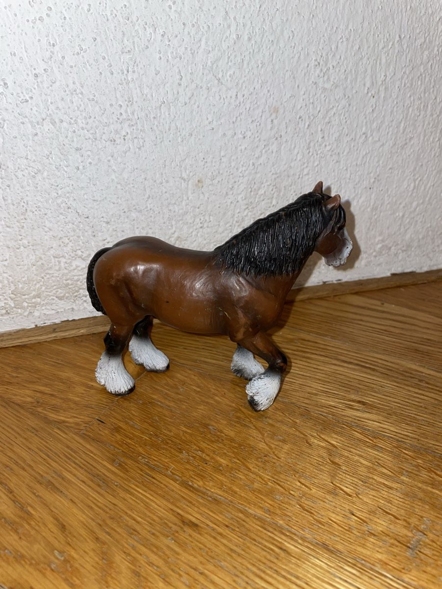 Schleich Figuren: Schleich Shire Wallach 13247 – Gebraucht aus Adetswil von Mschnuffi 1