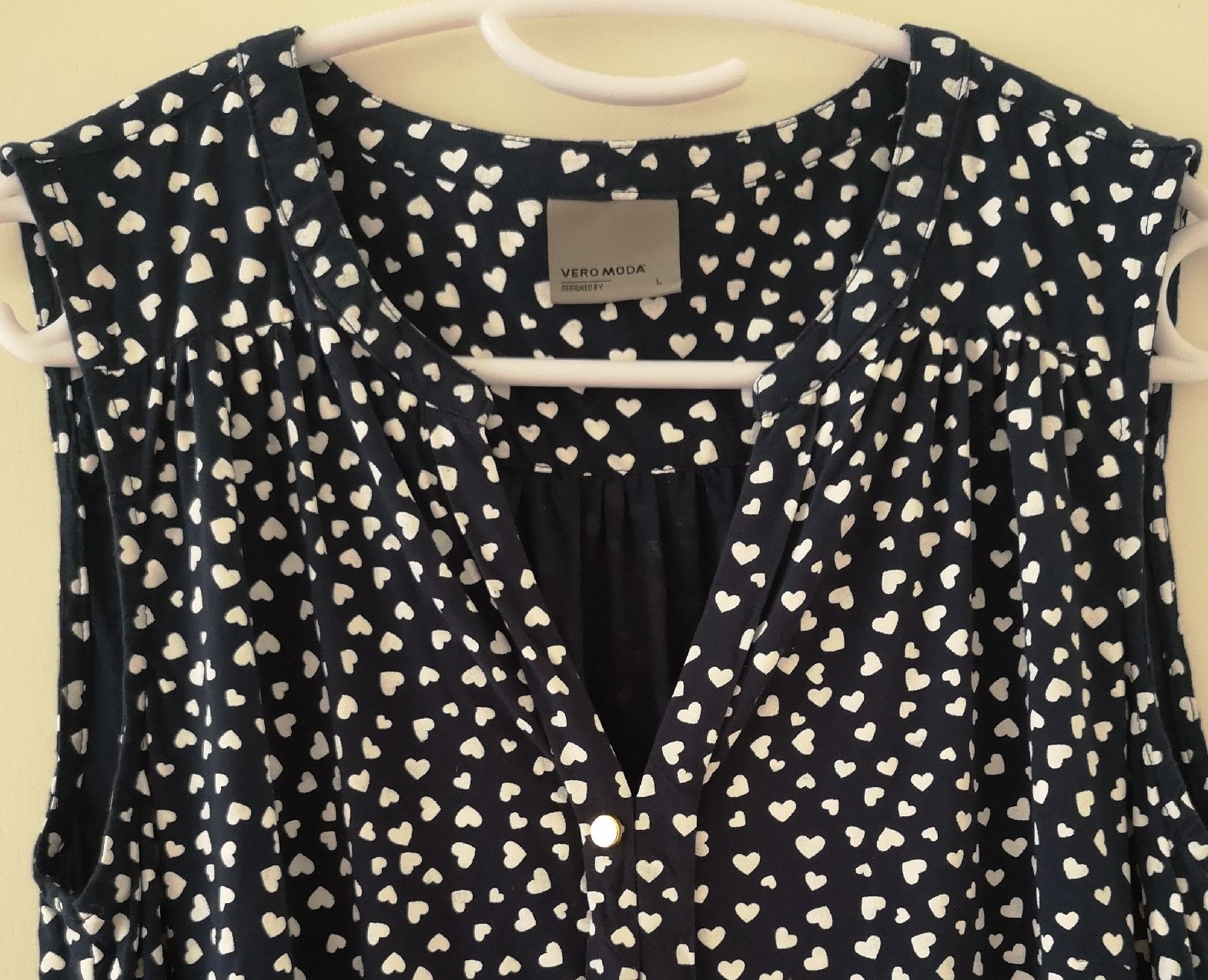 Vero Moda Camicette: Blusenshirt Gr.  L - Vera Moda - Spendenaktion – Usato da Unterkulm venduto da Beljasch 1
