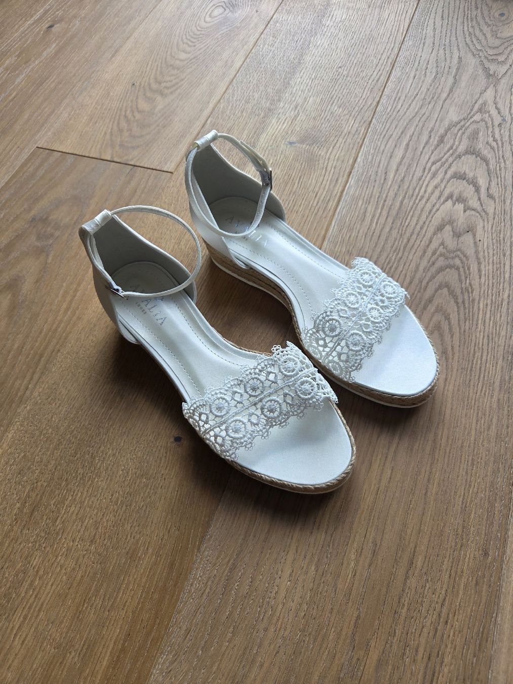 Scarpe da donna: Neue Avalia Hochzeitsschuhe Gr. 39 – Nuovo e nell'imballaggio originale da Zofingen venduto da SONDERZEiCHEN