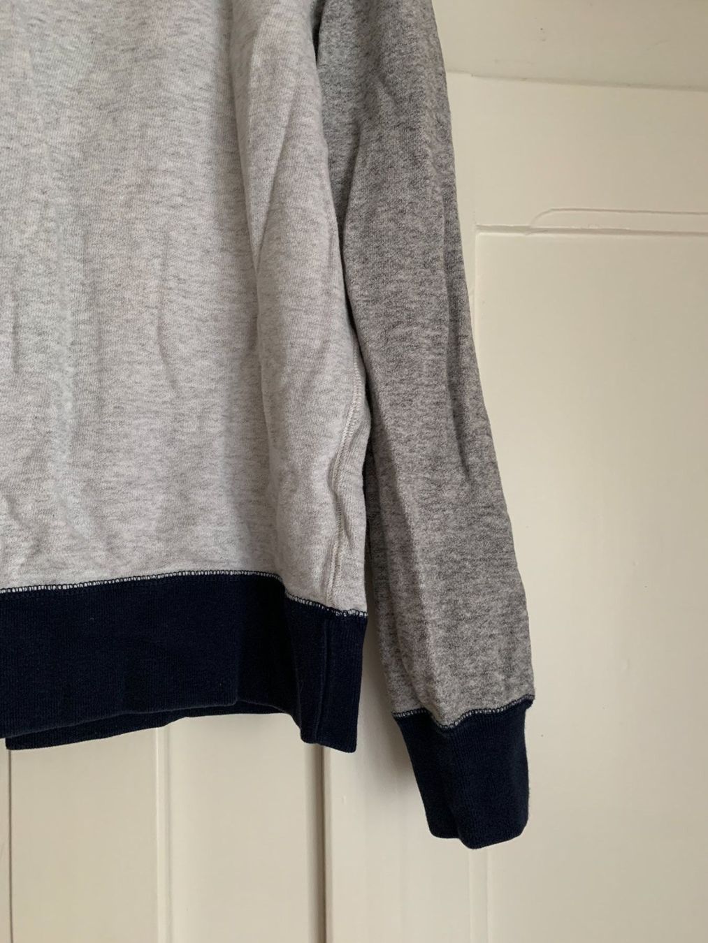 Pullover & Sweatshirts: UNIQLO - Sweatshirt hellgrau meliert M – Gebraucht aus Zürich von Diazaio 1