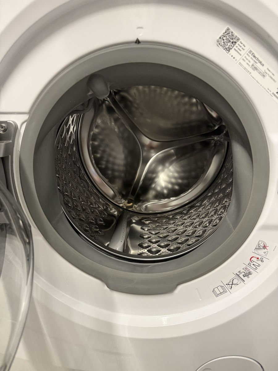 Electrolux Lavatrici: Electrolux Waschturm 9Kg A+++ Bj:2023 – Nuovo (secondo la descrizione) da Kilchberg ZH venduto da Rei_9 5
