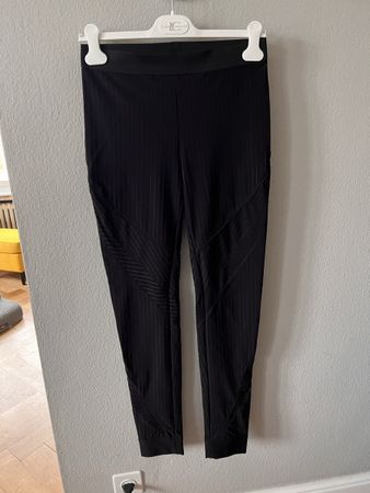Leggins HIGH, Gr. 36,  Nadelstreifen schwarz weiss