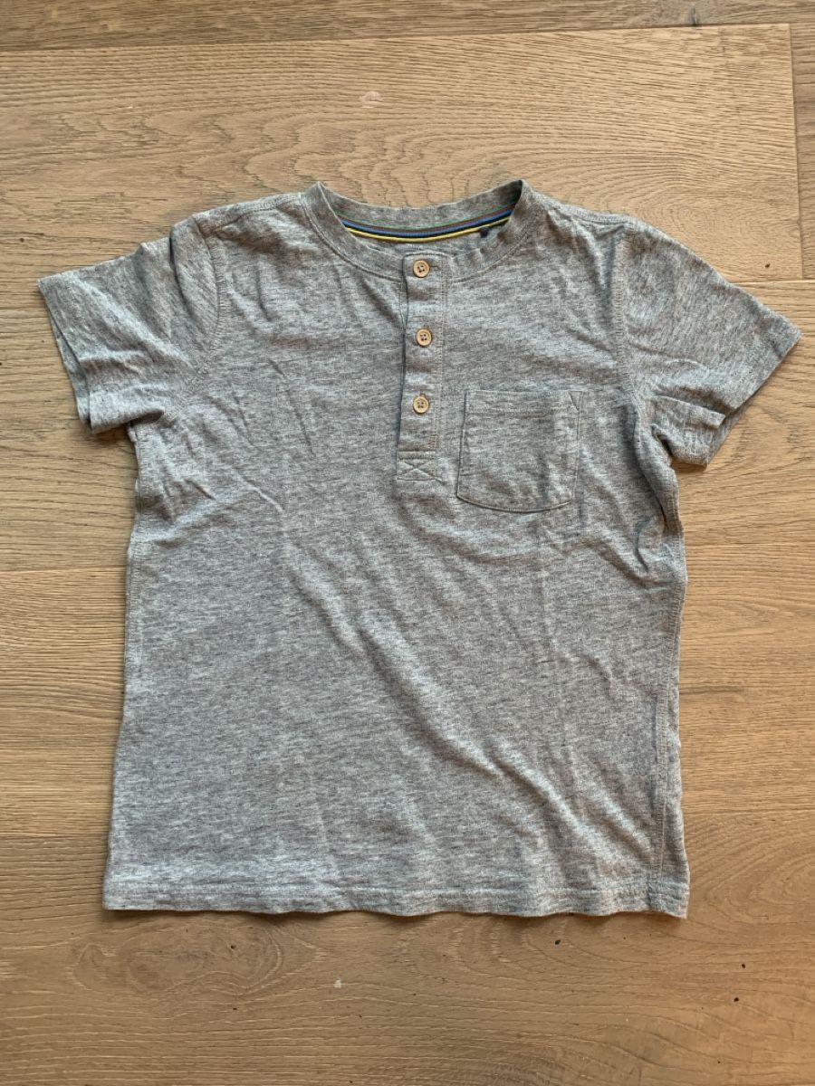 Mini Boden Hemden, T-Shirts & Polos: Boden kids tshirt age 8-9 – Gebraucht aus Le Grand Saconnex von Bramie