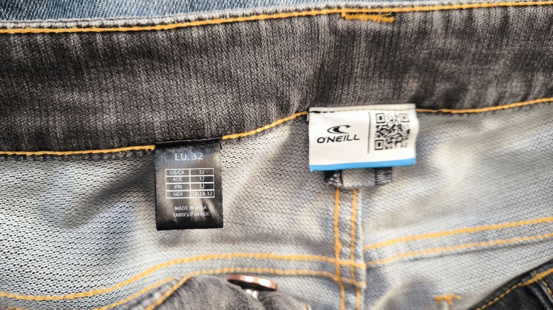 Pantaloni: 3x Marken-Hosen 34x34 – Usato da Ebikon venduto da brombomboli 1