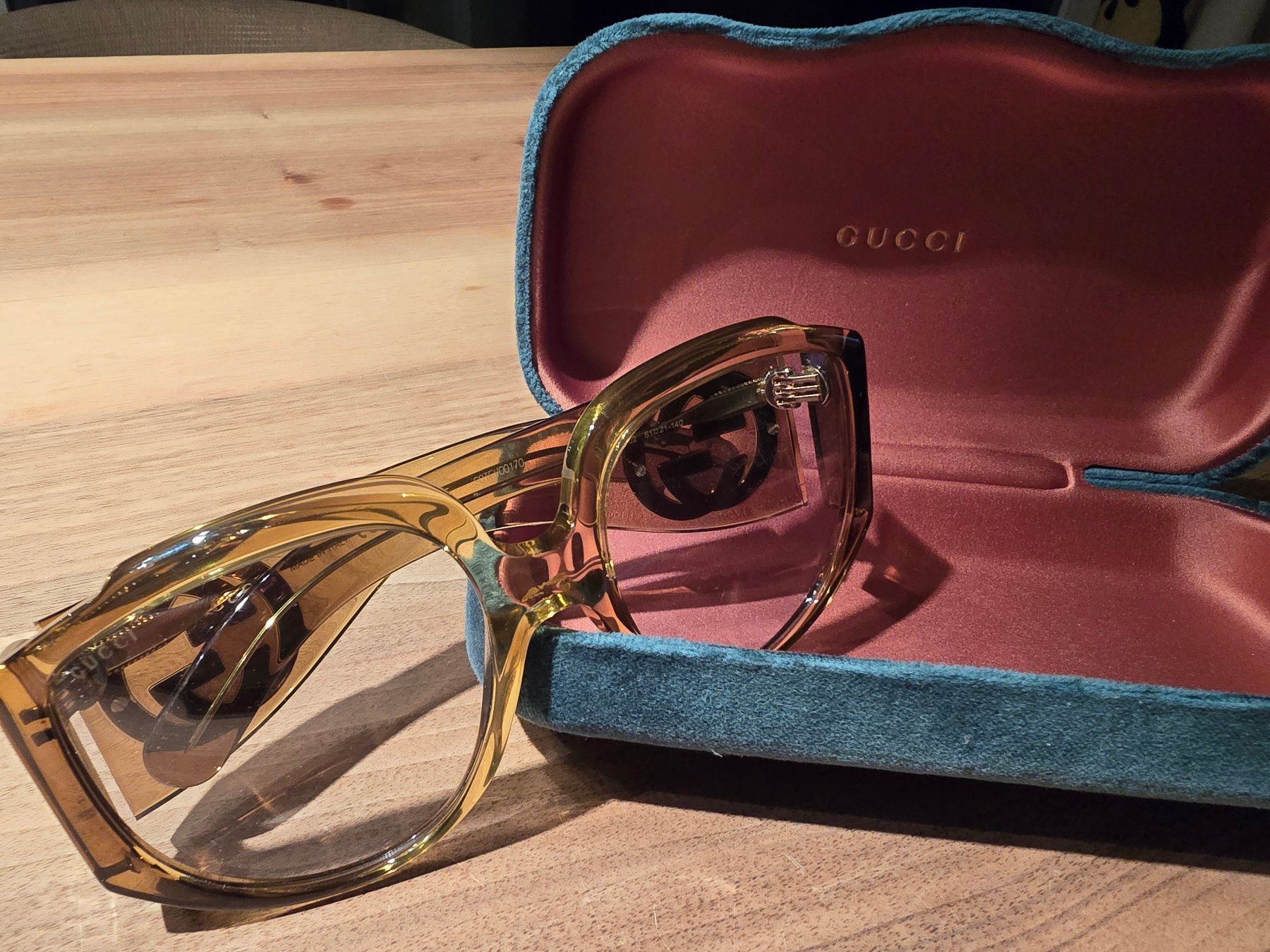 Gucci Lunettes & Verres: GUCCI Oversized Interlocking G Sunglasses – Neuf (Voir description) à Fehraltorf par buylow3000 1