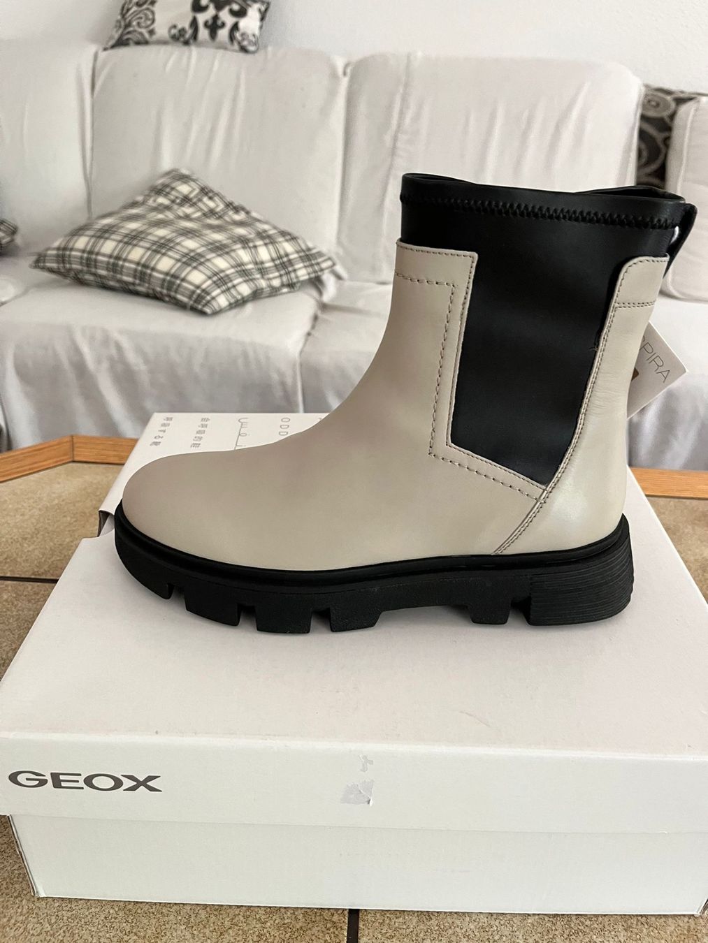 Geox Scarpe da donna: Stivaletti Geox nuovi – Nuovo e nell'imballaggio originale da Davesco soragno venduto da Gaby230 1