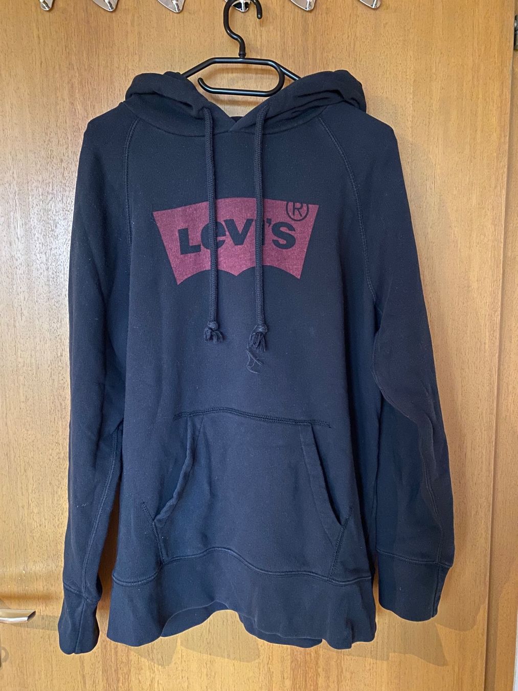Levi's Pullover & Sweatshirts: Levis Pullover / M – Gebraucht aus Kleinandelfingen von lau_10
