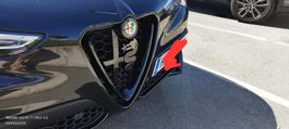 Alfa Romeo Stelvio & Giulia Grill accessory, Glanz Schwarz
