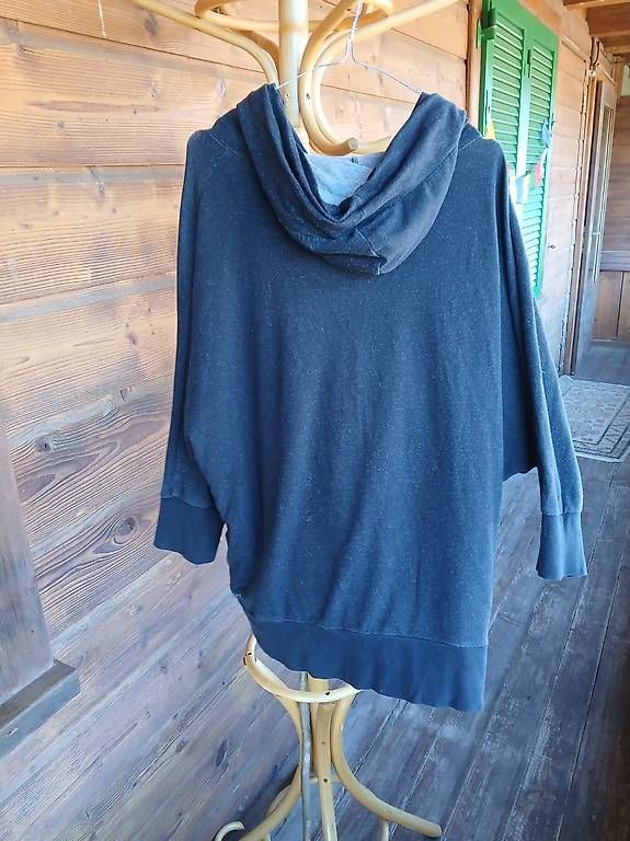 Maglioni & Felpe: BURTON Bat Hoodie – Usato da Ochlenberg venduto da Pbw_ardrobe 1