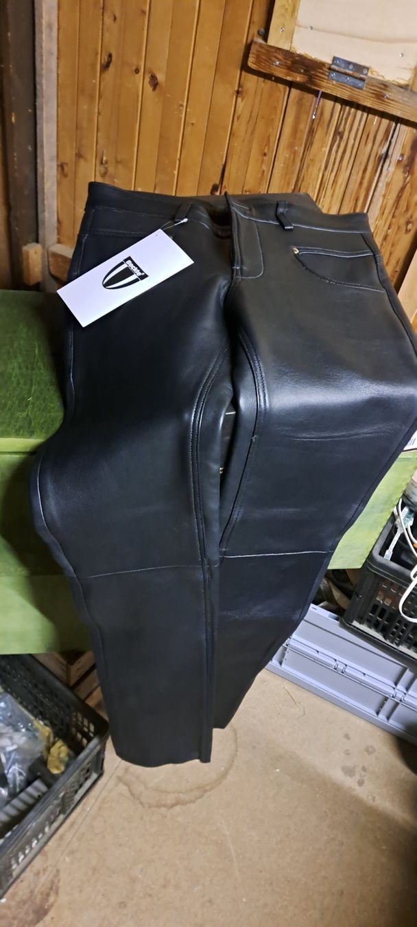 Pantalons: Lederhose – Neuf (Voir description) à eggersriet par Roli222