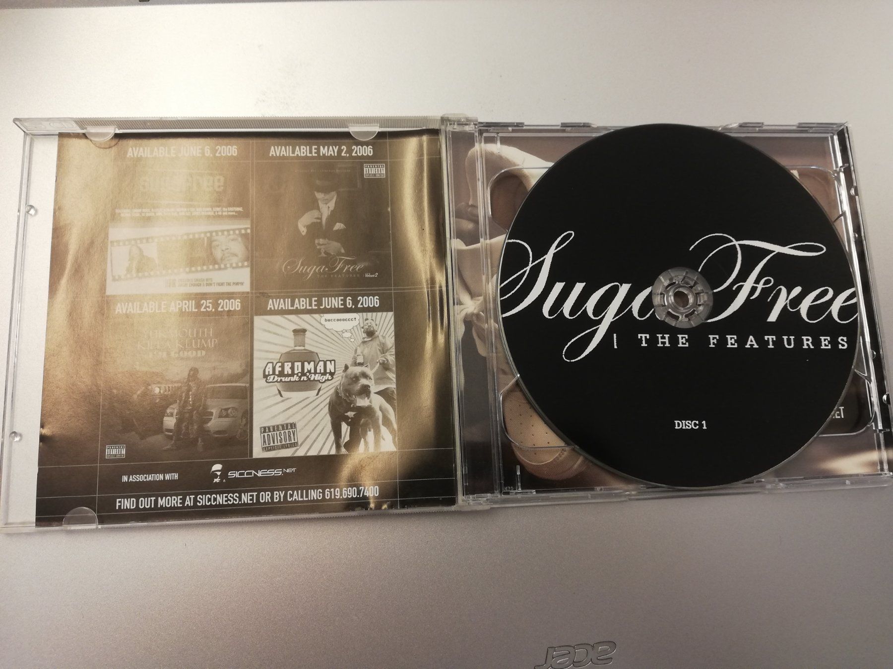 CDs: SUGA FREE - THE FEATURES VOL.2 – Gebraucht aus Bern von Vinylsound.ch 2