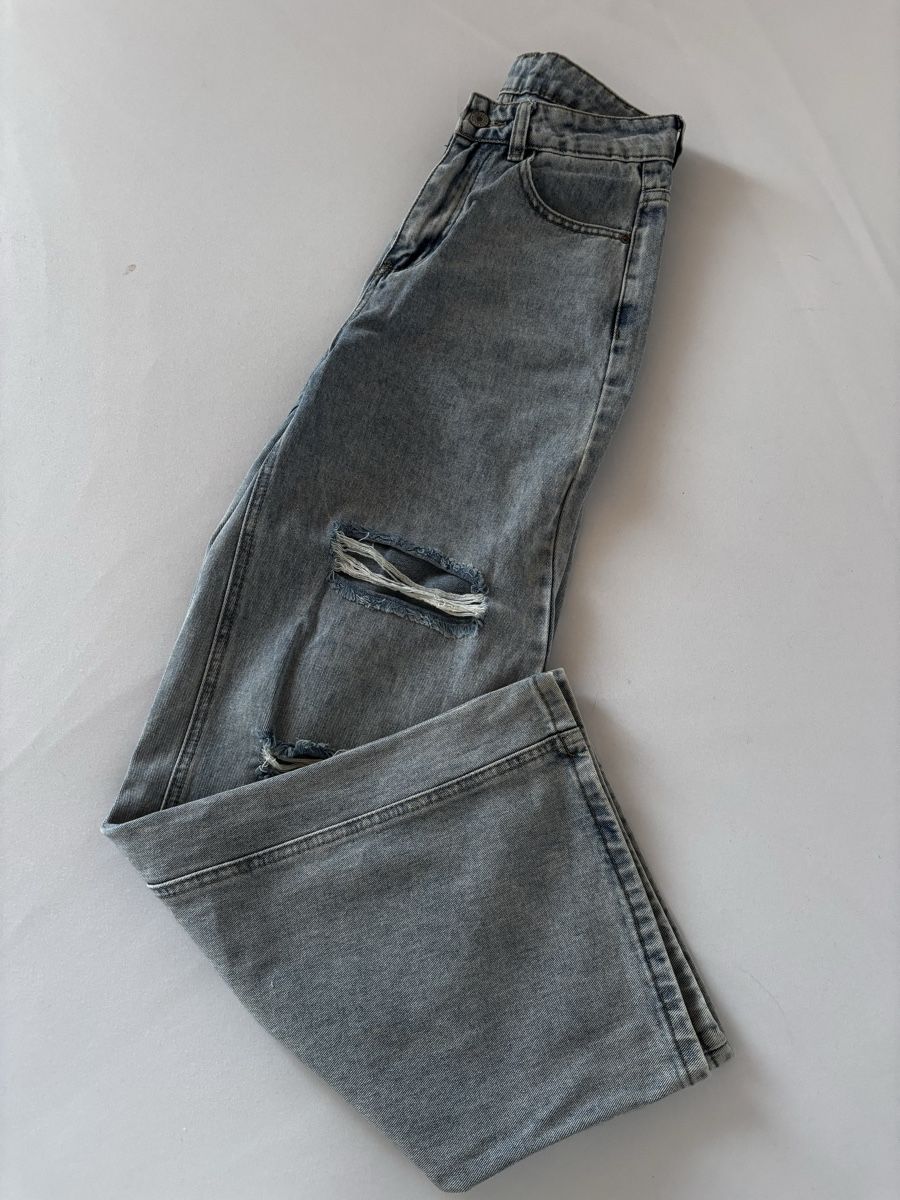Hosen: Jeans – Gebraucht aus Vouvry von sha_rk5q