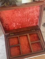 Holzschatulle Schmuckkästchen Samt Goldverzierungen