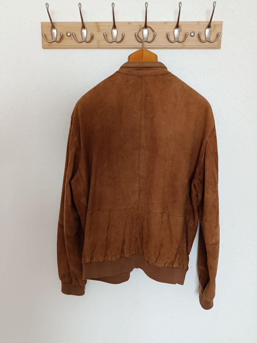 Hugo Boss Giacche: Lederjacke Hugo Boss – Usato da Gommiswald venduto da kir_7rtg 2
