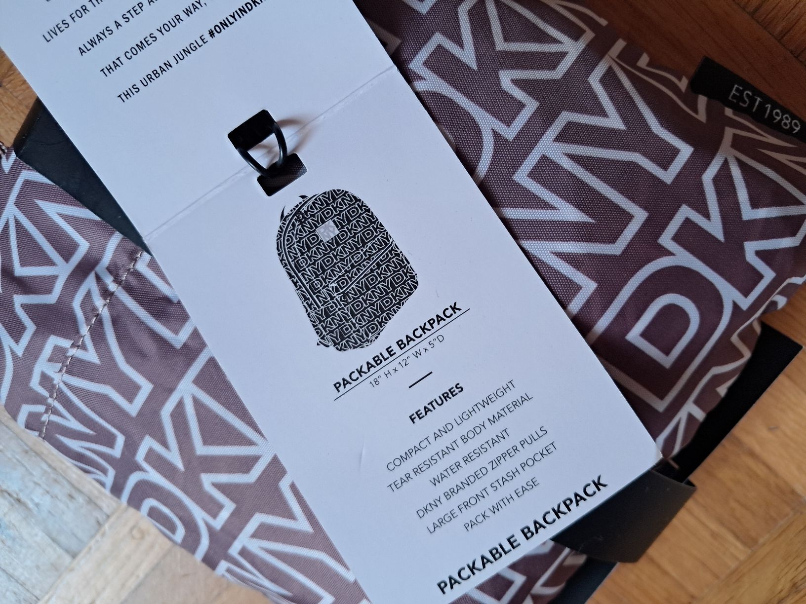 DKNY Zaini: DKNY Backpack Rucksack NEU – Nuovo e nell'imballaggio originale da Kefikon TG venduto da theratpack20 8