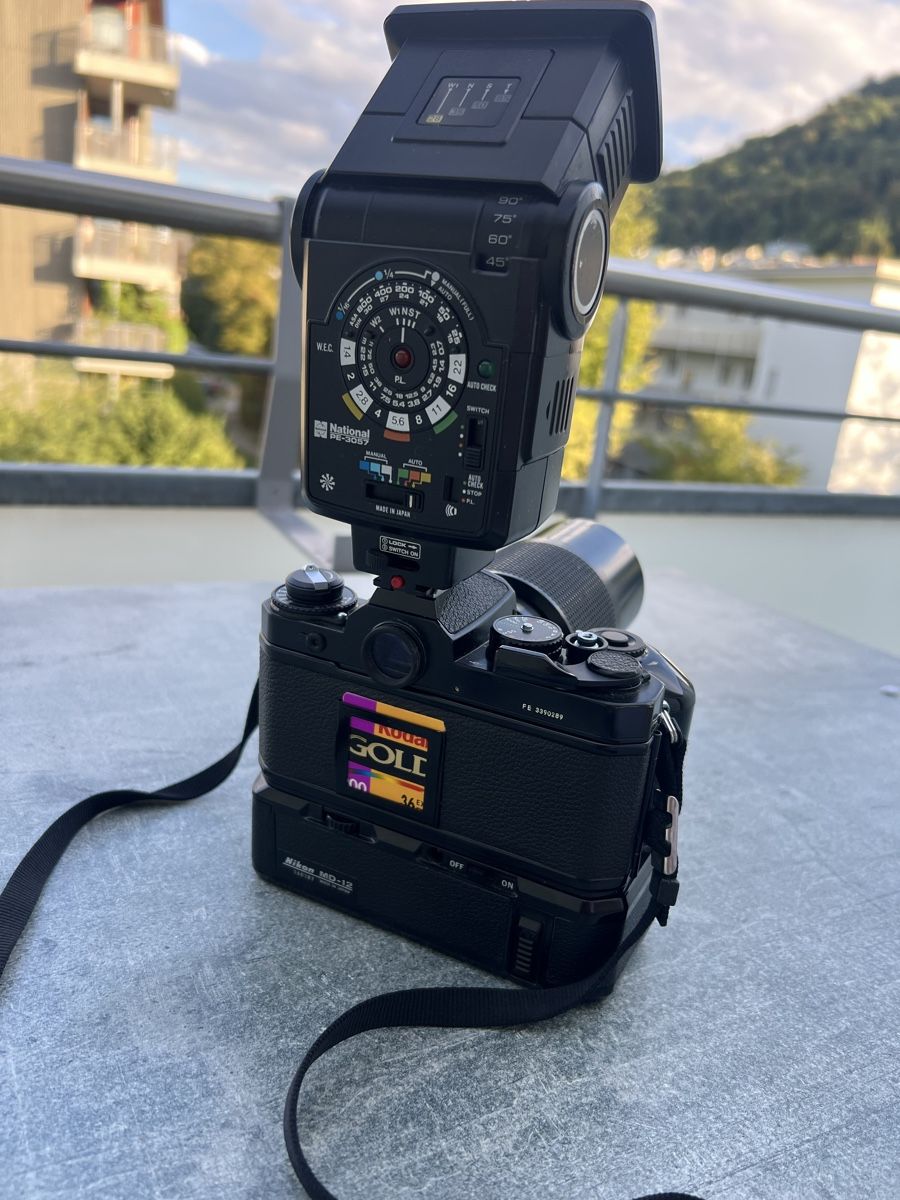 Nikon Fotocamera: Nikon FE in top Zustand  – Usato da Zürich venduto da jao_2bx7 9