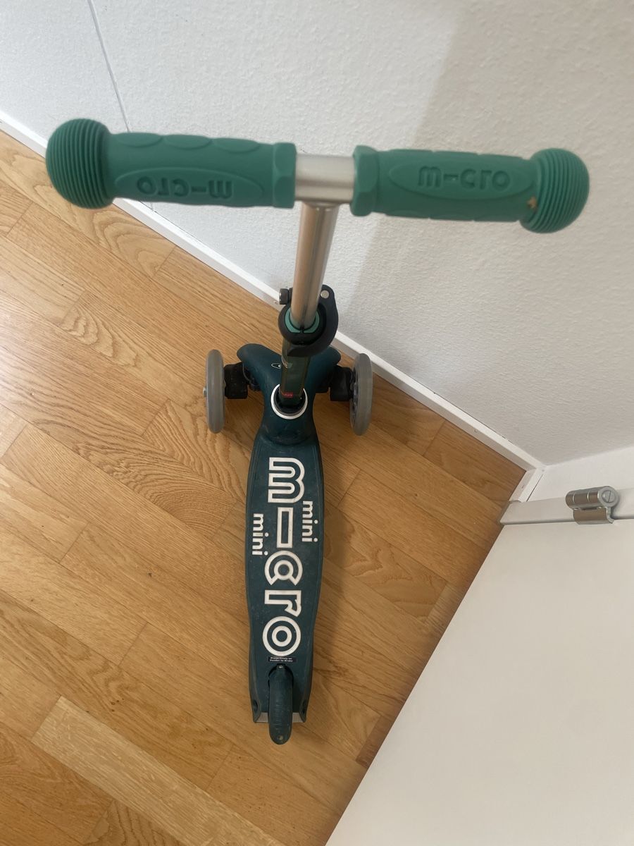 Micro Kickboard: Micro Mini Roller grün  – D'occasion à Zug par rubiah 1