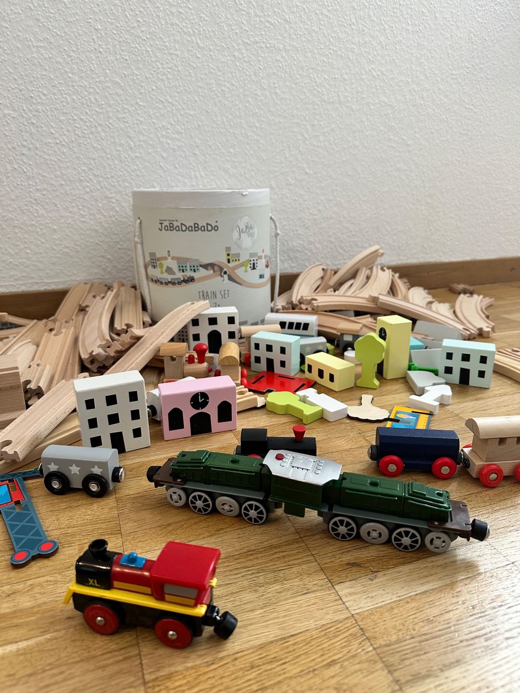 Giocattoli: Holzeisenbahn inkl. Lok etc. – Usato da Zürich venduto da Maximum78 1