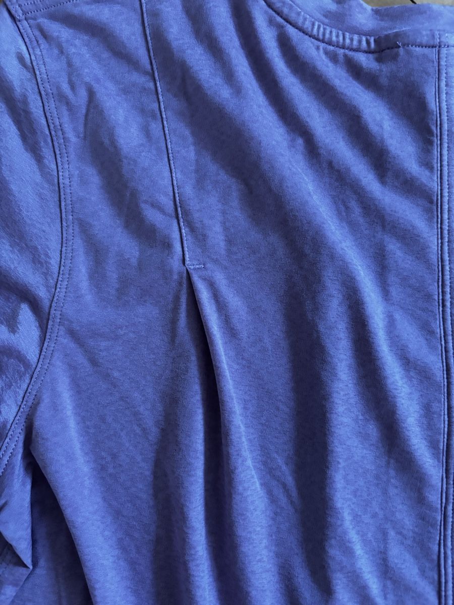 Lululemon Tops: Trainingstop von Lululemon (Grösse M) – Gebraucht aus Zürich von LuluK88 4