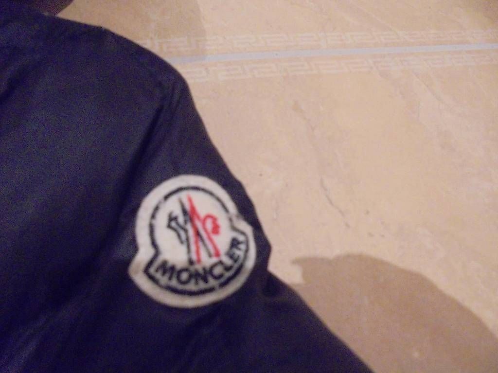 Giacche & Cappotti: Moncler Traumjacke, 9-10J 134-140 – Usato da Lyssach venduto da rocco1978 3